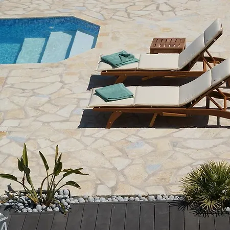 Art House * Naousa (Paros)